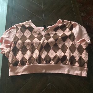 pink and brown crop top